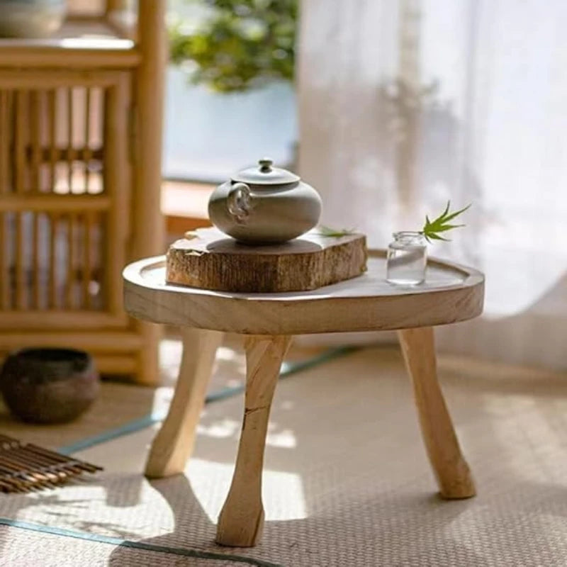 Petit Tabouret en Bois